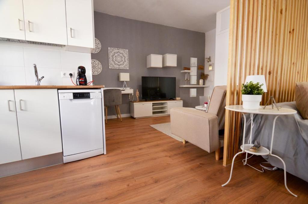 Alma S Home, Precioso Loft En Planta Primera 博柳略斯帕尔德尔孔达多 外观 照片