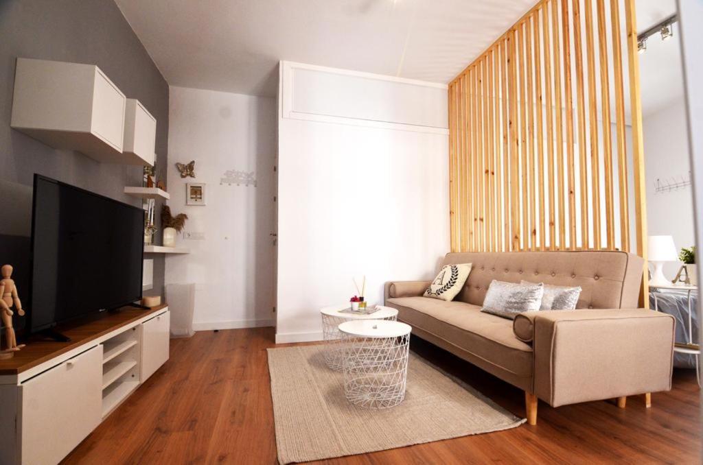 Alma S Home, Precioso Loft En Planta Primera 博柳略斯帕尔德尔孔达多 外观 照片